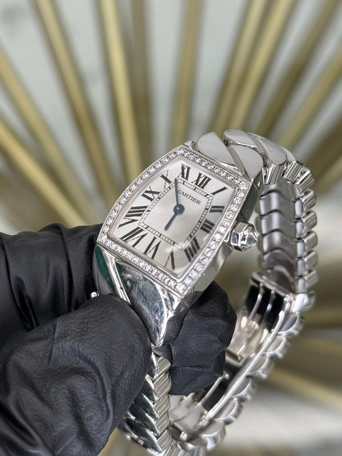 Cartier La Dona White Dial on White Gold 2905