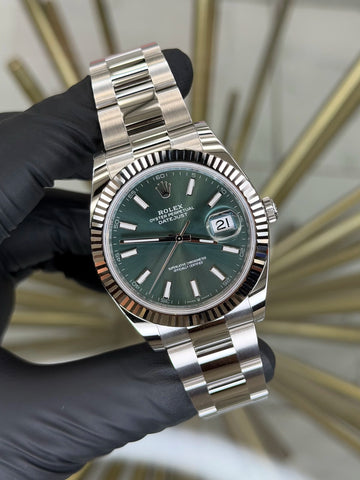 Rolex Datejust 41 Mint Green Dial on Oyster 126334 2026 Complete