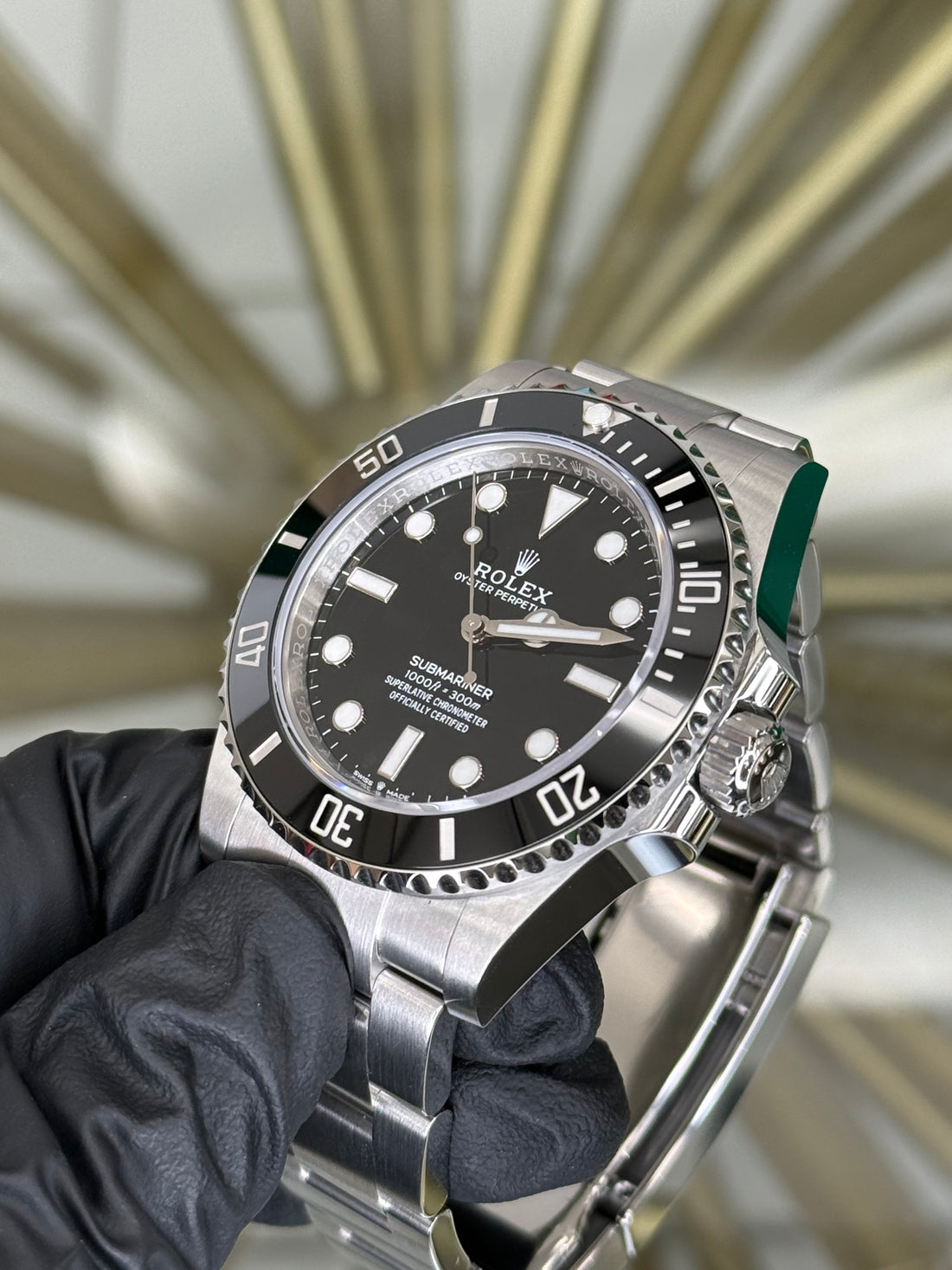 Rolex Submariner No-Date Black Dial on Oyster 124060 2026 Complete