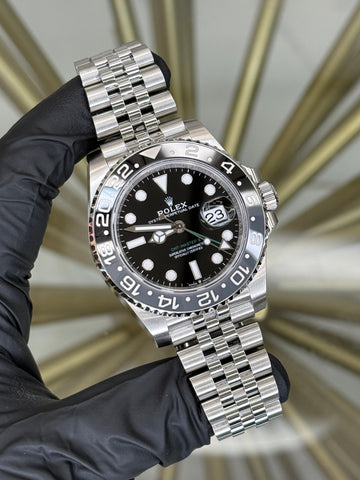 Rolex GMT-Master II Bruce Wayne Bruce Wayne Dial on Jubilee 126710GRNR 2026 Card