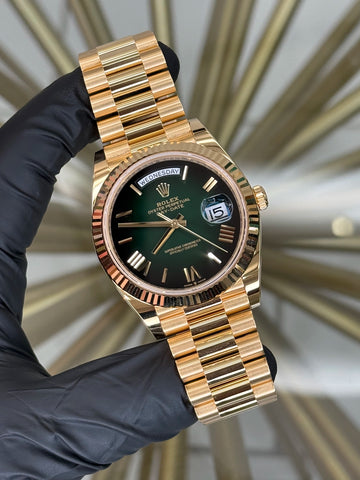 Rolex Day-Date 40 Green Ombre Dial on President 228238 2026 Complete