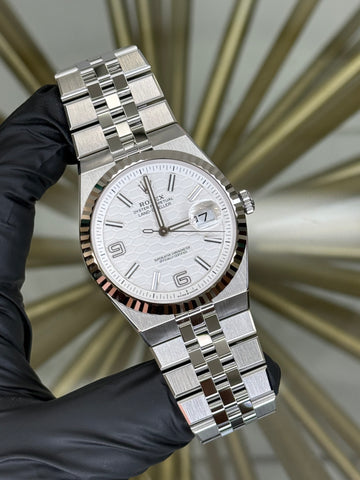 Rolex Land-Dweller 40 White Honeycomb Dial on Flat Jubilee 127334 2026 Complete