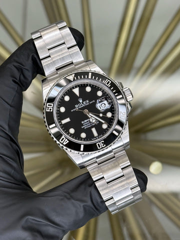 Rolex Submariner Black Dial on Oyster 126610LN 2022 Complete