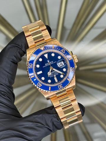 Rolex Submariner Blue Dial on Oyster 126618LB 2022 Complete