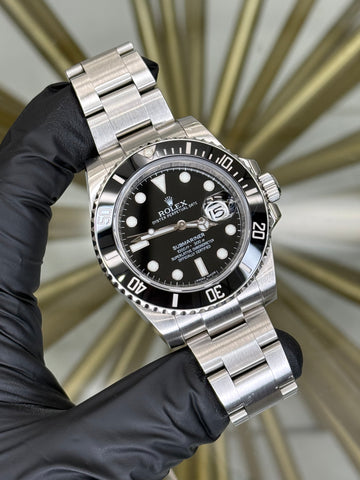 Rolex Submariner Black Dial on Oyster 116610LN 2015 Card