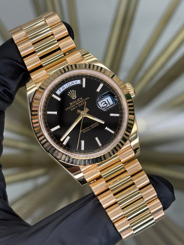Rolex Day-Date 40 Black Index Dial on President 228238 2026 Complete
