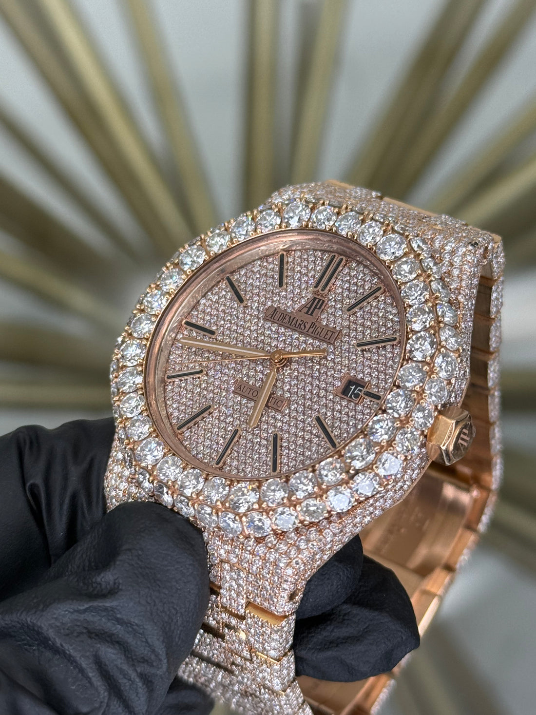 Audemars Piguet Royal Oak Custom Iceout Dial on Iceout 15400OR (Machine)