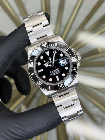 Rolex Submariner Black Dial on Oyster 126610LN 2026 Complete