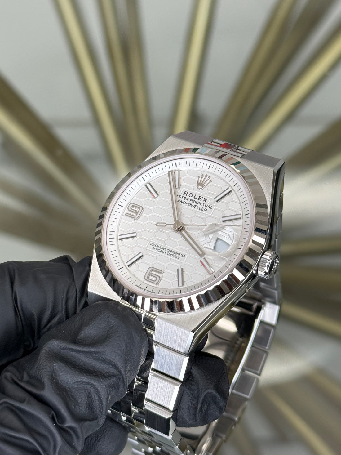 Rolex Land-Dweller 40 White Honeycomb Dial on Flat Jubilee 127334 2026 Complete