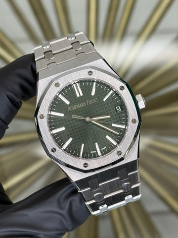 Audemars Piguet Royal Oak Green Dial on Bracelet 15510ST.OO.1320ST.04