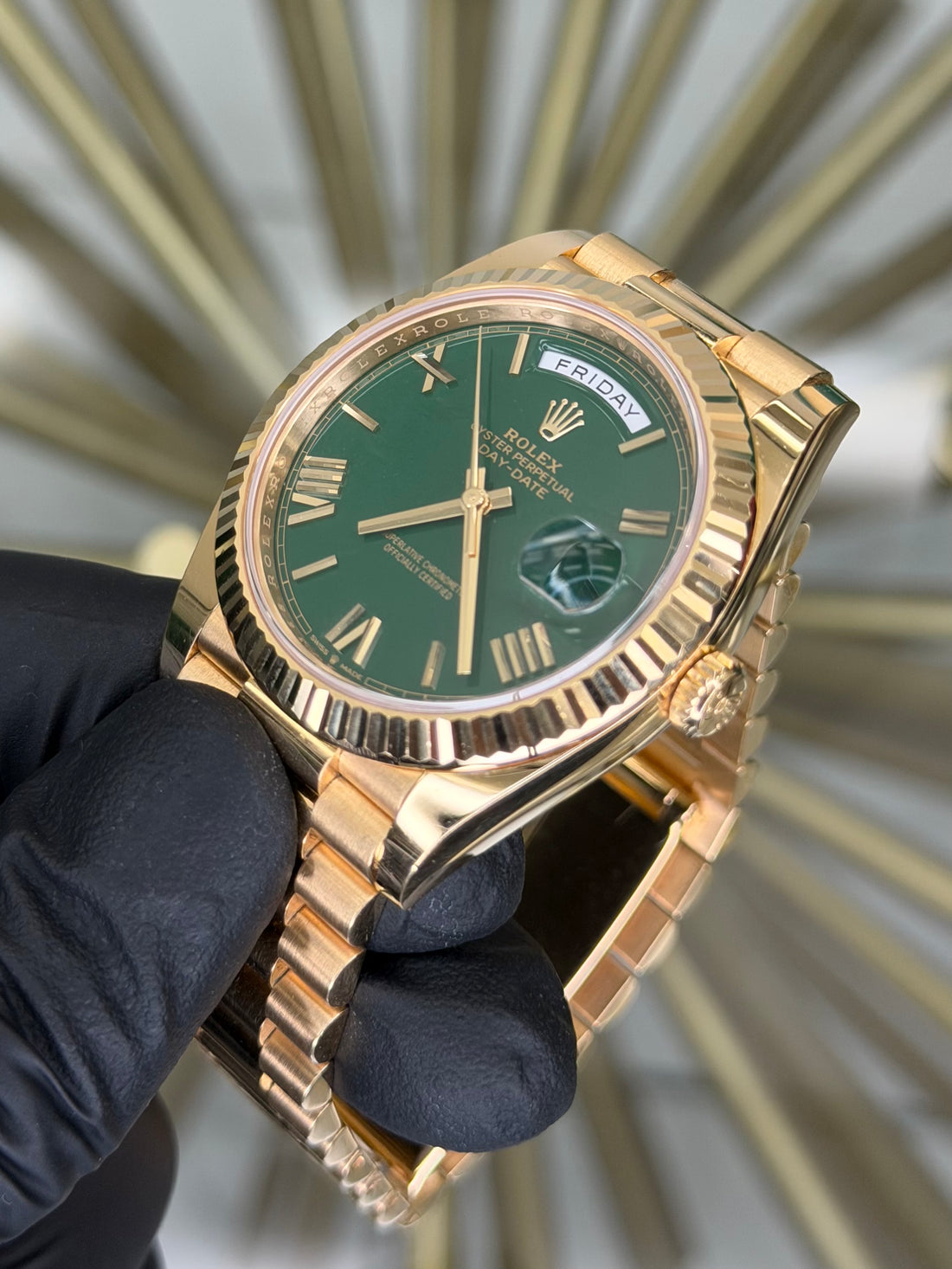 Rolex Day-Date 40 Green Roman Dial on President 228238 2025 Complete