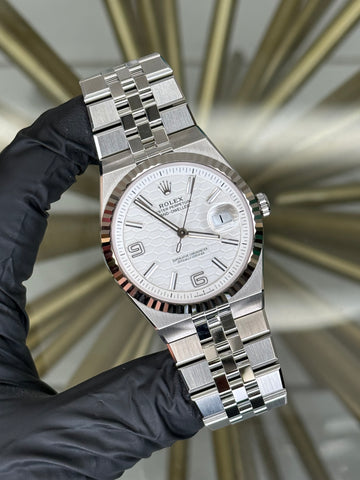 Rolex Land-Dweller 40 White Honeycomb Dial on Flat Jubilee 127334 2026 Complete