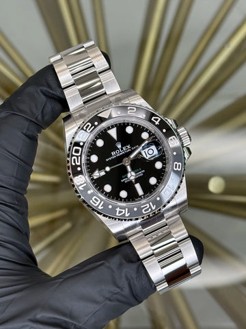 Rolex GMT-Master II Bruce Wayne Black Dial on Oyster 126710GRNR 2026 Complete