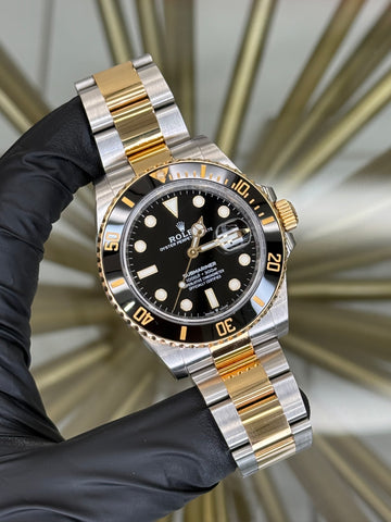 Rolex Submariner Black Dial on Oyster 126613LN 2020 Card