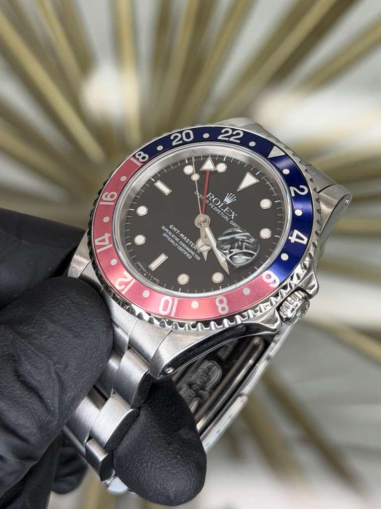 Rolex GMT-Master II Black Dial on Oyster 16710