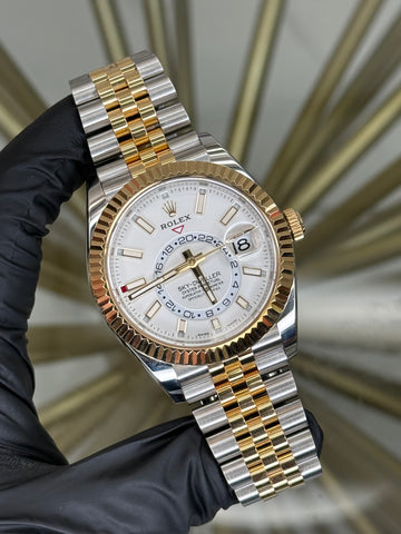 Rolex SkyDweller White Dial on Jubilee 326933 2022 Card