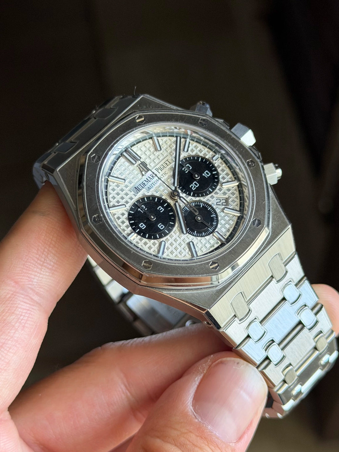Audemars Piguet Royal Oak "Panda" Chronograph White Dial on Bracelet 26331ST.OO.1220ST.03 2019 Card