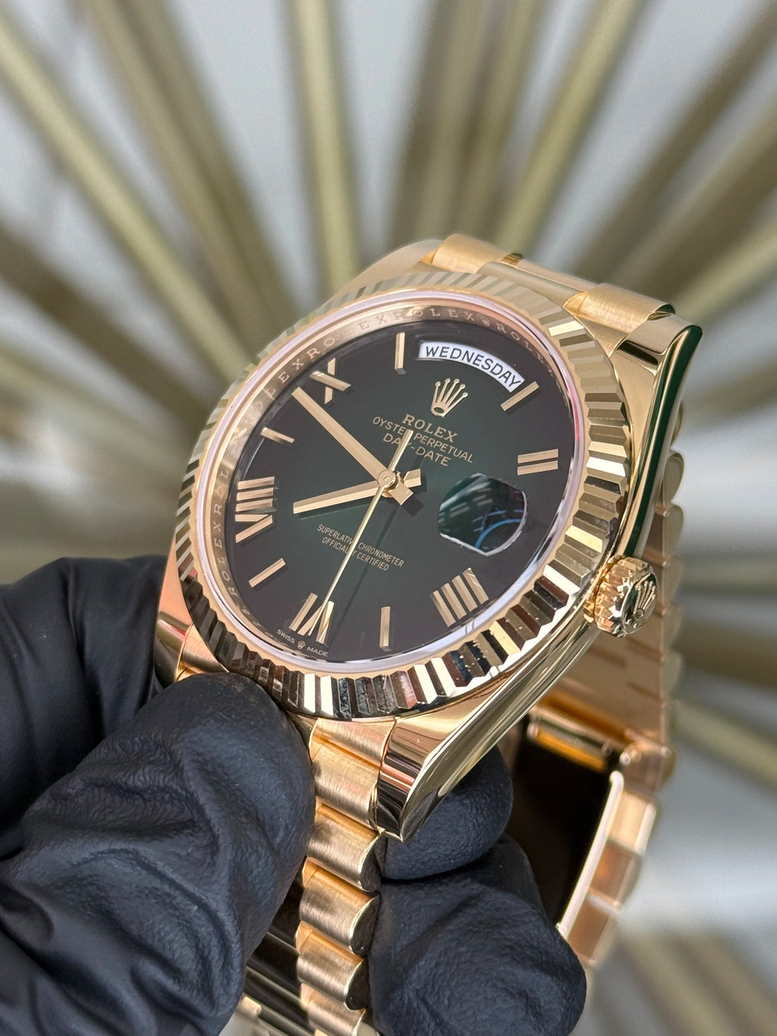 Rolex Day-Date 40 Green Ombre Roman Dial on President 228238 2024 Complete
