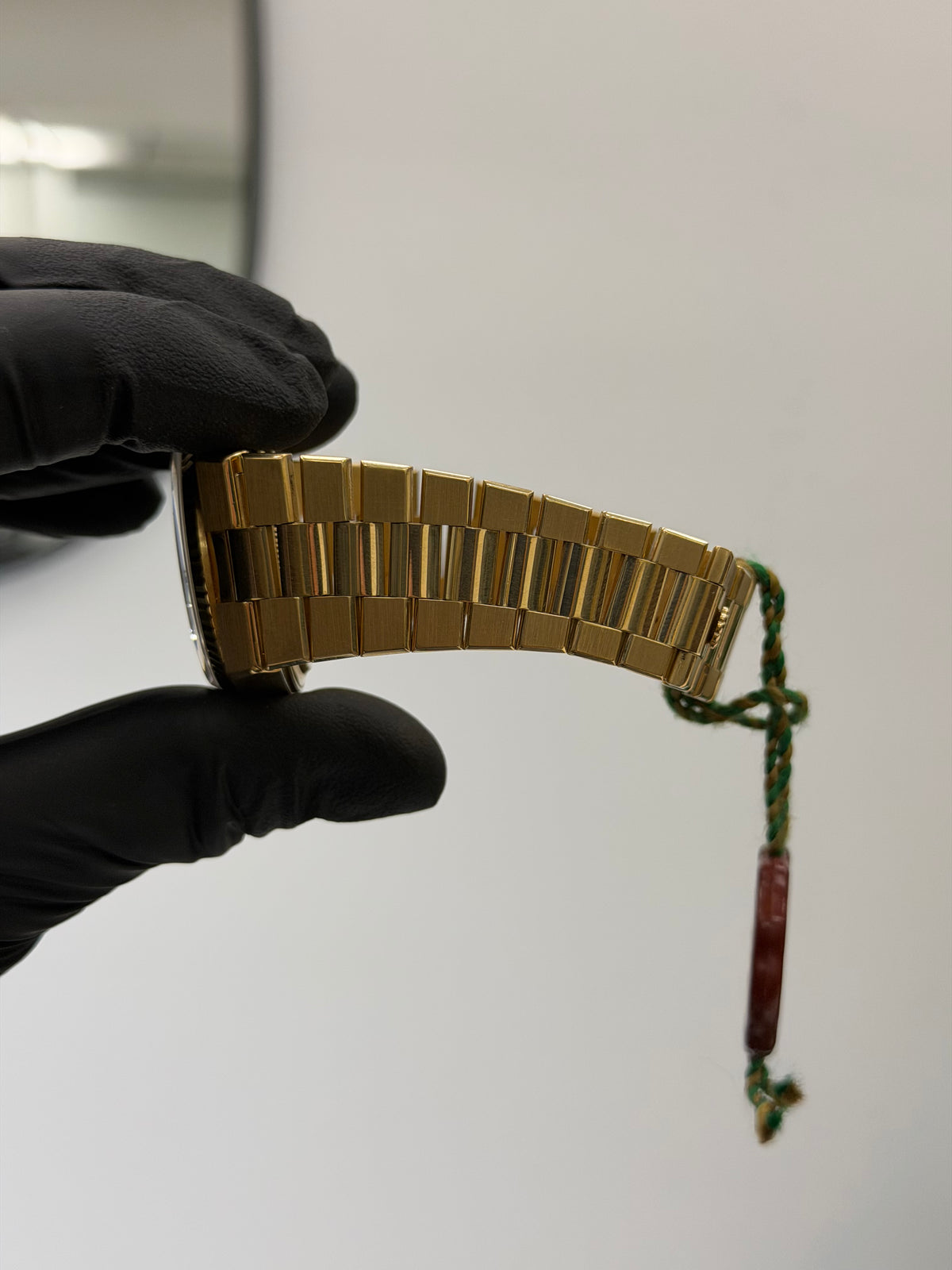 Rolex Day-Date Oysterquartz Sapphire Diamond String Dial on Bracelet 1 ...