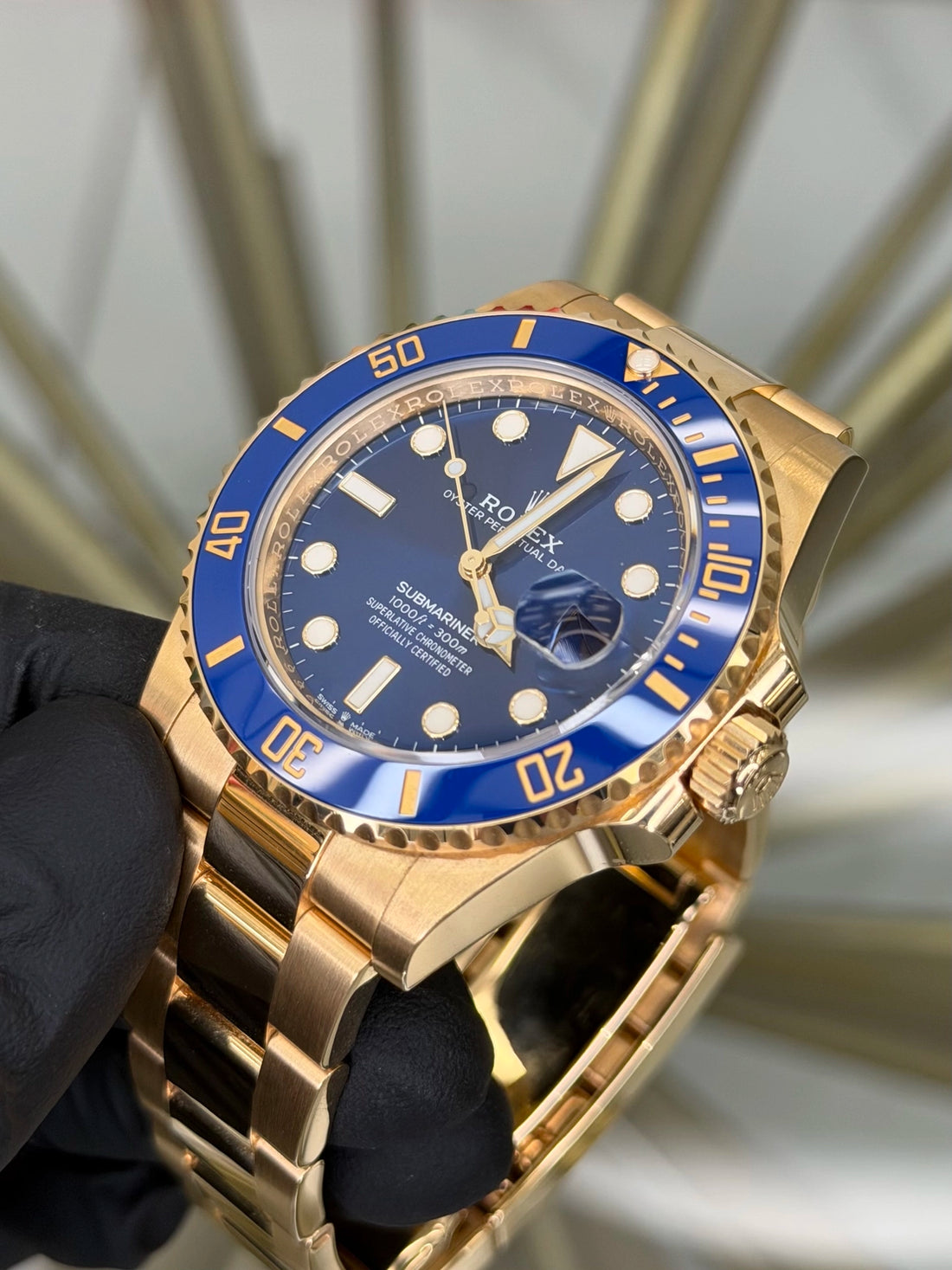 Rolex Submariner Blue Dial on Oyster 126618LB 2023 Complete