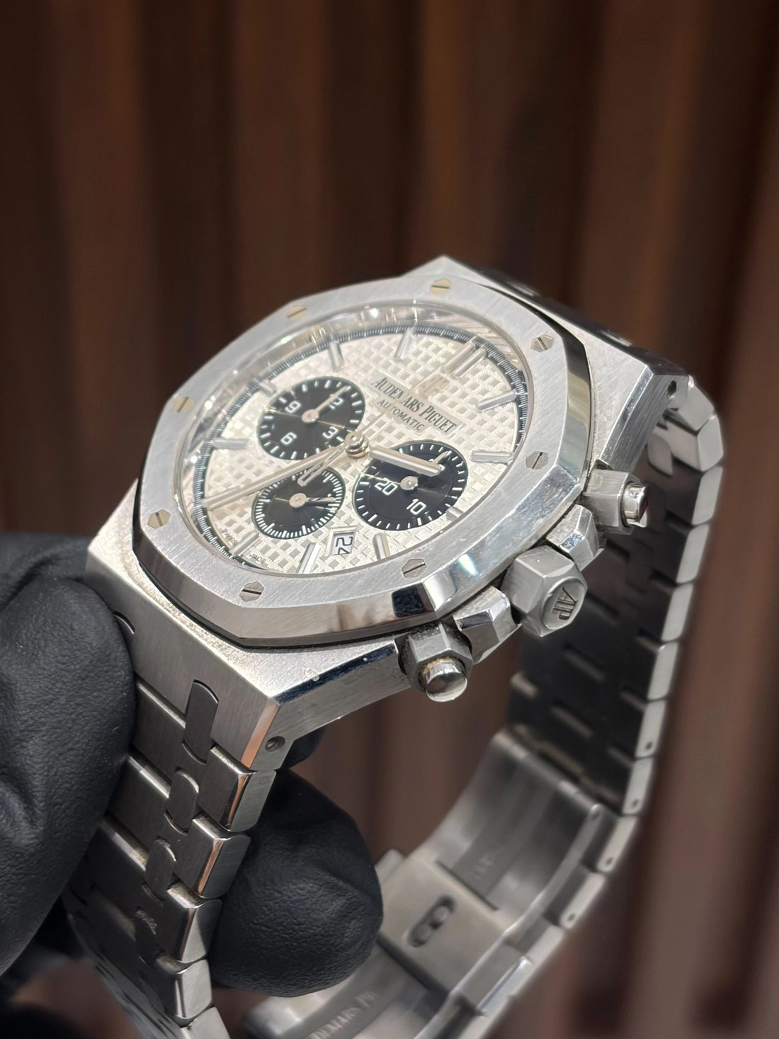 Audemars Piguet Royal Oak "Panda" Chronograph White Dial on Bracelet 26331ST.OO.1220ST.03